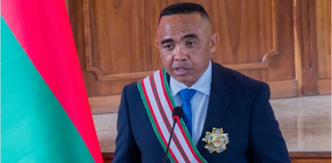 Message à Michaël Randrianirina : homme d’État ou homme politique, penser à la prochaine génération à Madagascar